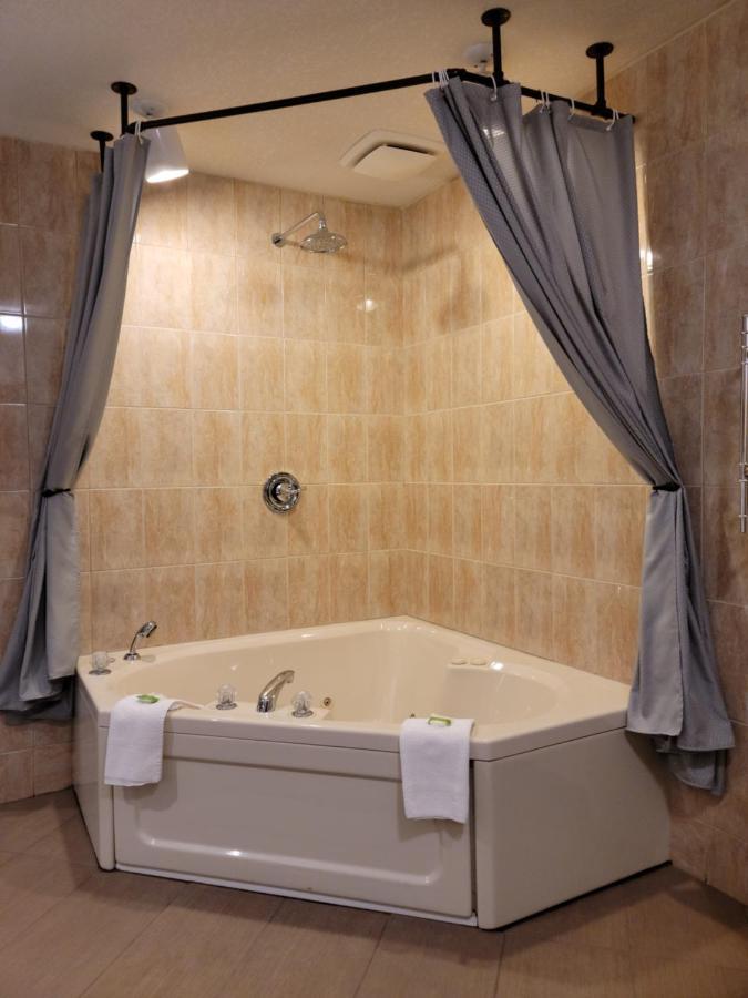 Woodland Inn Meadow Lake Экстерьер фото